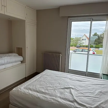 Varaville: Face A La Avec Loggia Et Parking Prive, 4 Pers. - Fr-1-487-306 *