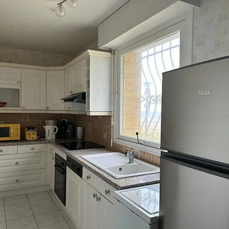 Varaville: Face à La Avec Loggia Et Parking Privé, 4 Pers. - Fr-1-487-306 * Varaville