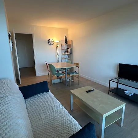Varaville: Face à La Avec Loggia Et Parking Privé, 4 Pers. - Fr-1-487-306 Appartement *