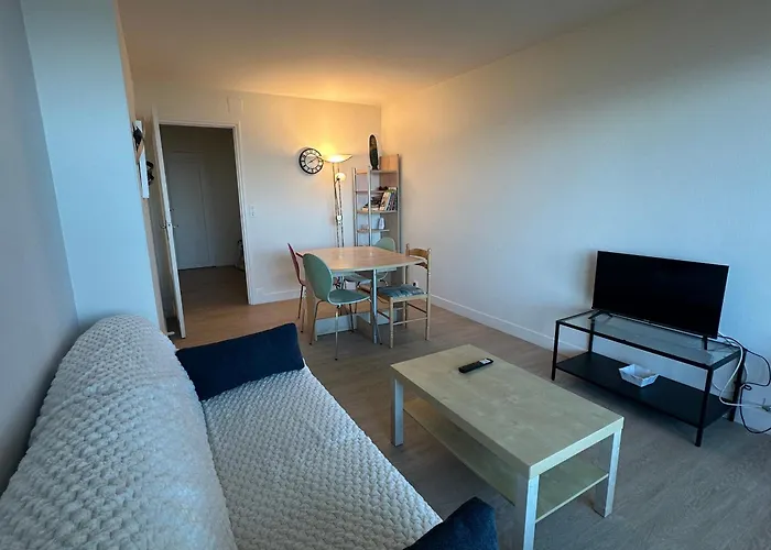 Varaville: Face A La Avec Loggia Et Parking Prive, 4 Pers. - Fr-1-487-306 Апартаменты *